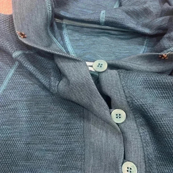 [M]Icebreaker Crave  Hooded Sweater - Women- AS IS - Picture 5 of 10